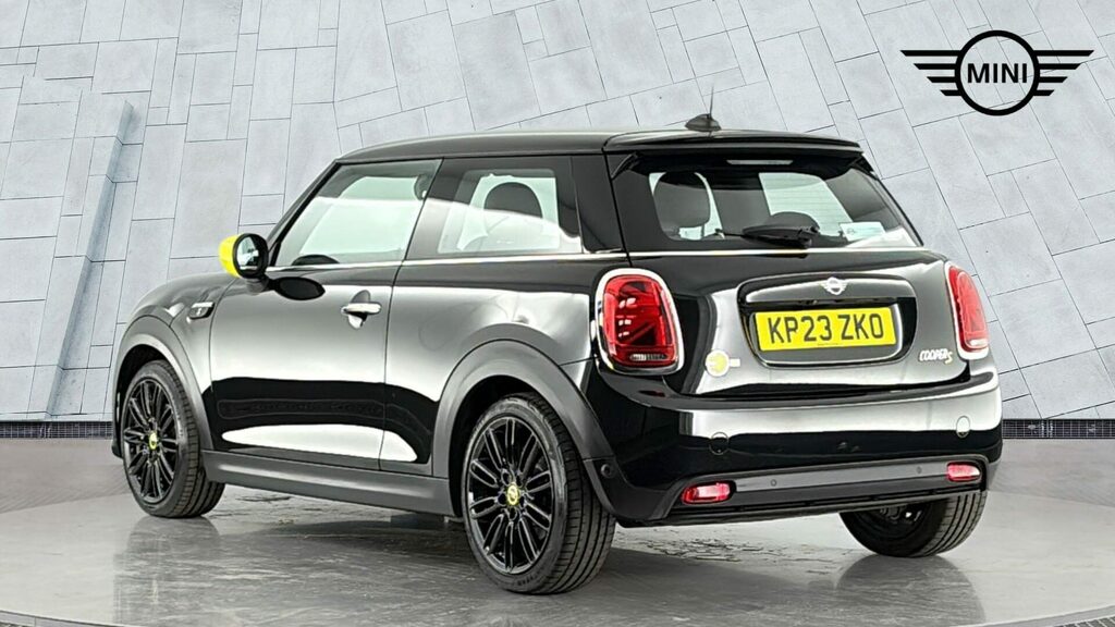 Mini Hatch Hatchback KP23ZKO Black #2