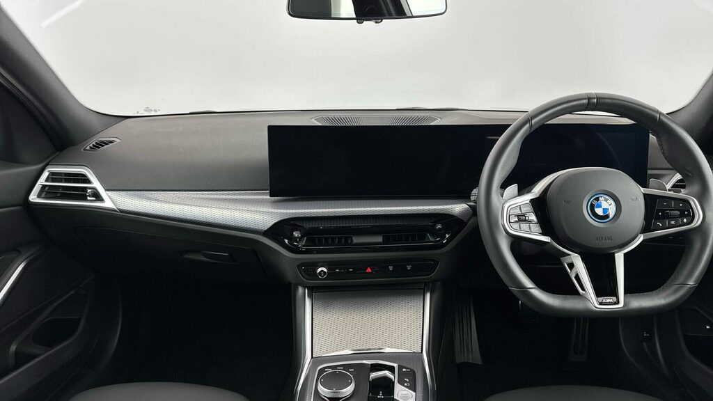 BMW 3 Series Saloon YF25ZTN Black #4