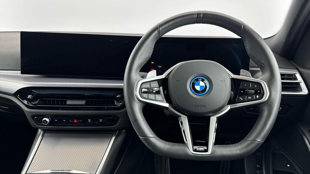 BMW 3 Series Saloon YF25ZTN Black #5