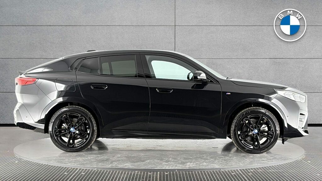 BMW iX2 Suv RF24TYY Blue #3