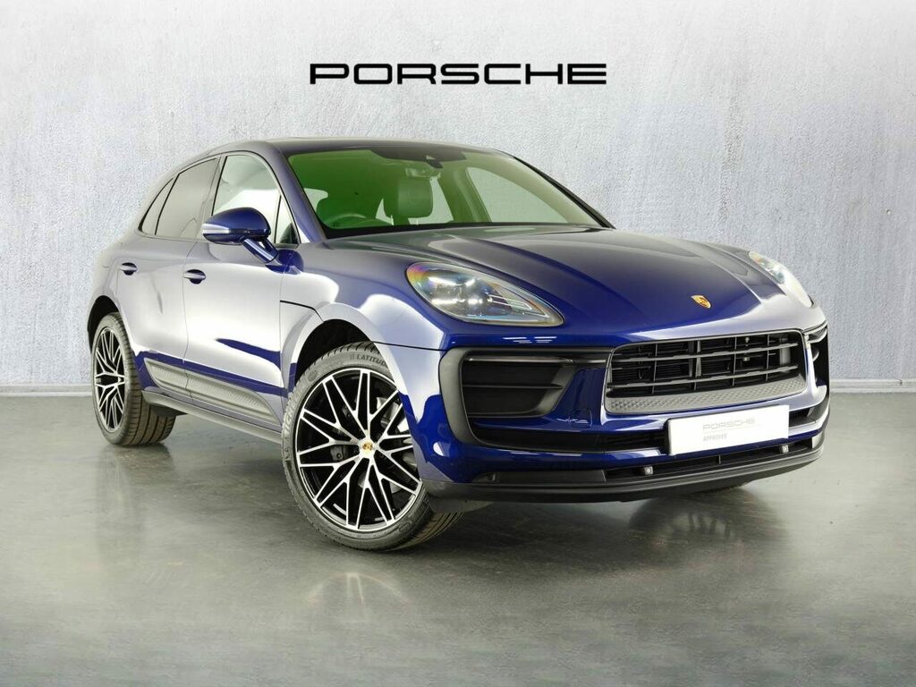 Porsche Macan Petrol Blue