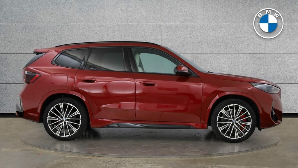 BMW iX1 Suv Red #3