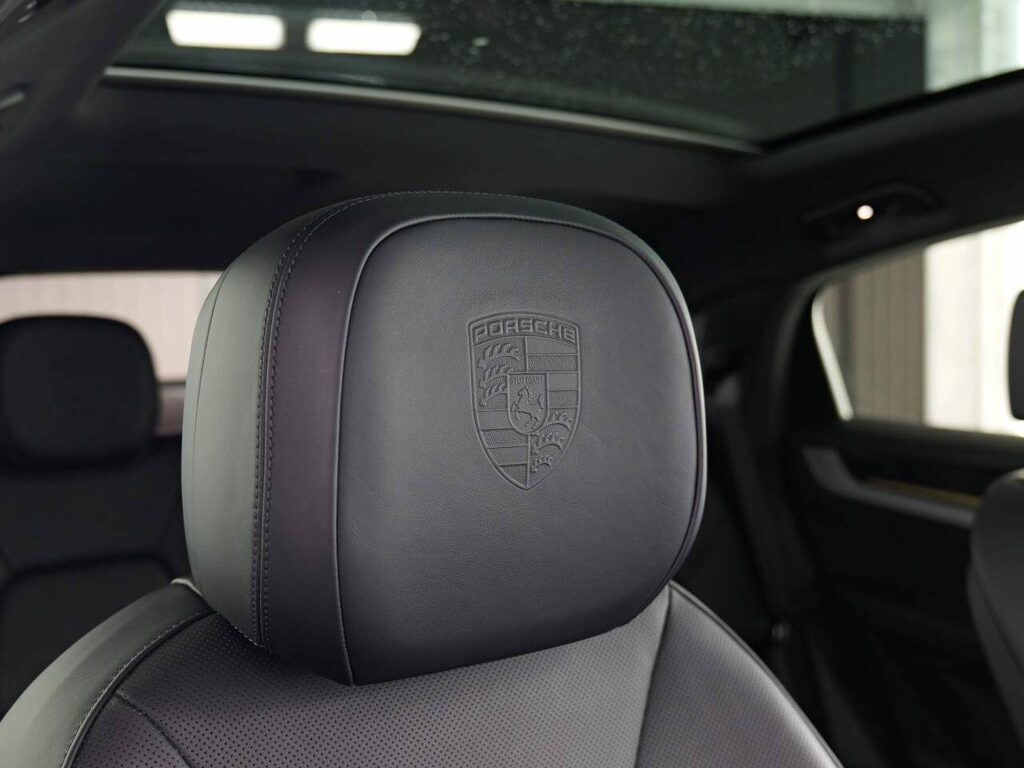 Porsche Cayenne Automatic  #39