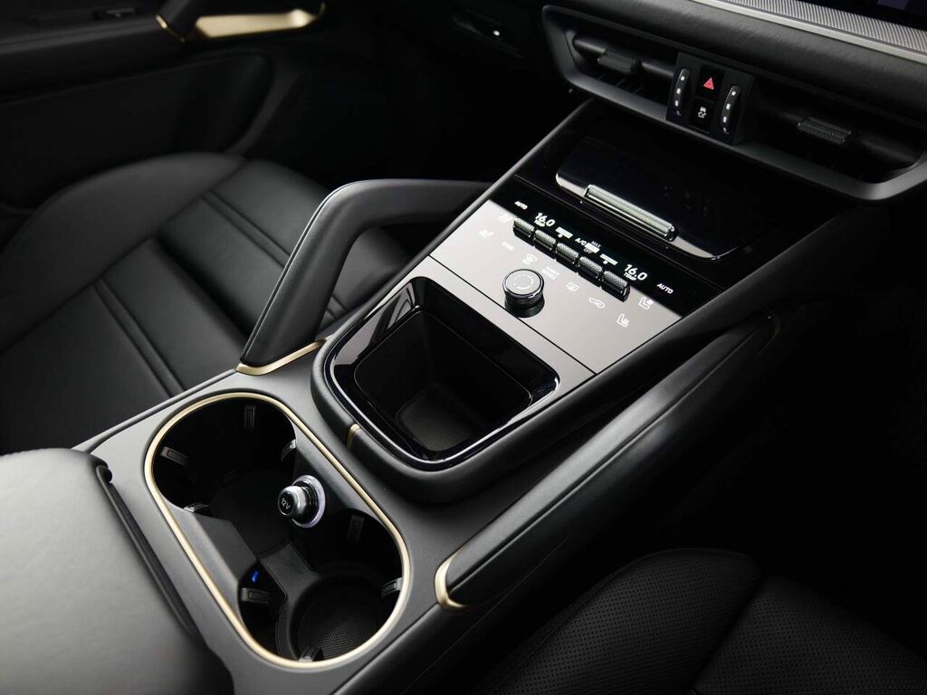 Porsche Cayenne Automatic  #29