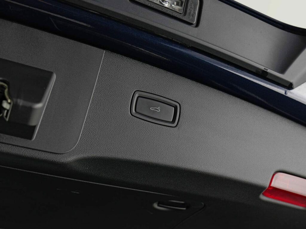 Porsche Cayenne Automatic  #38