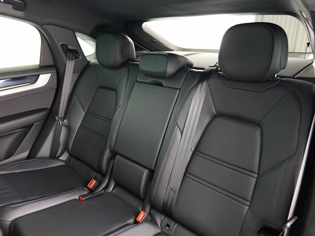 Porsche Cayenne Automatic  #19