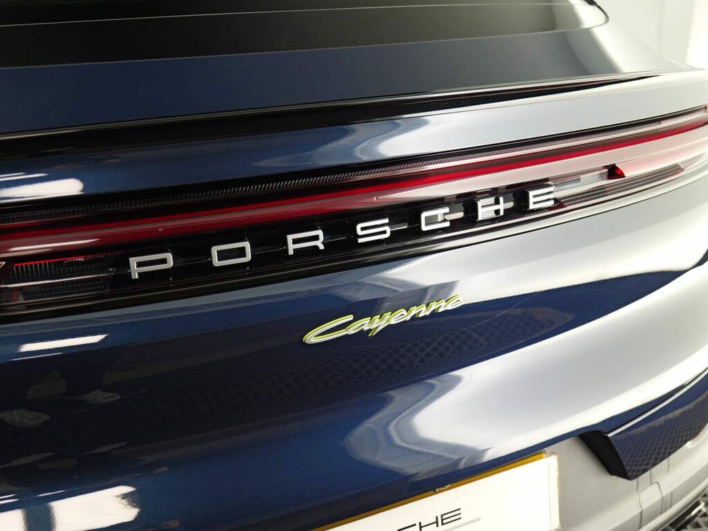 Porsche Cayenne Automatic  #16