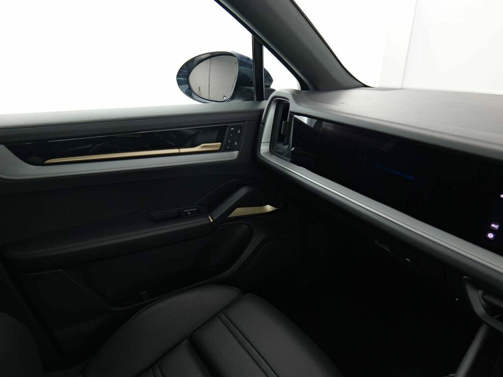 Porsche Cayenne Automatic  #20