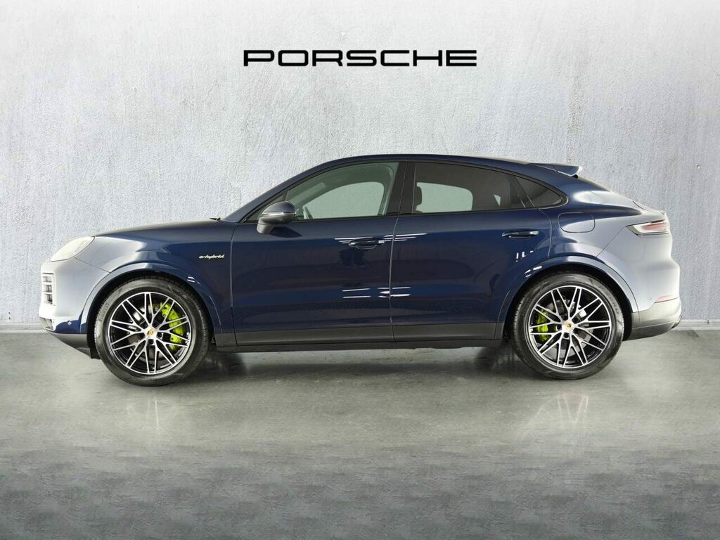Porsche Cayenne Hybrid Blue #2