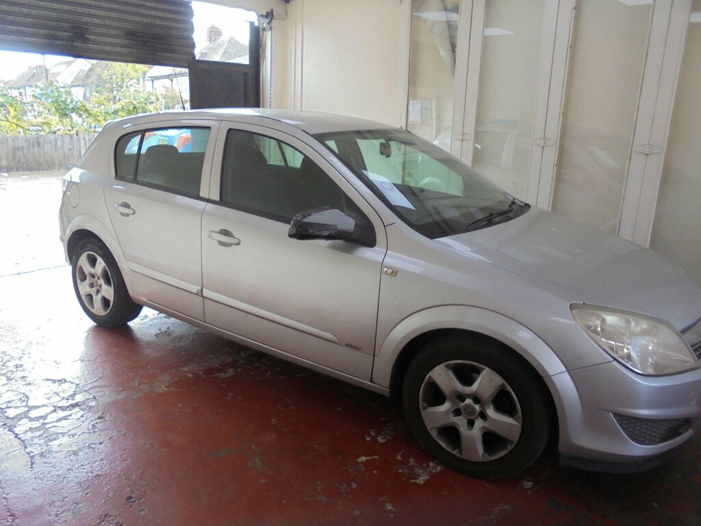 Vauxhall Astra 1.4I 16V Club Silver