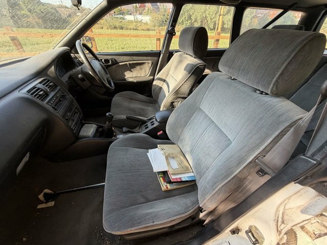 Subaru Legacy Classic Gl Sport Tourer White #5