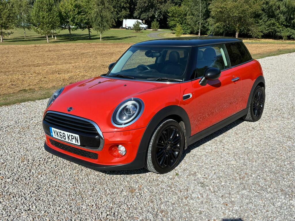 Mini Hatch 1.5 Cooper Steptronic Euro 6 S S YK68KPN Orange #4