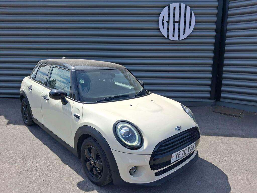 Mini Hatch 1.5 Cooper Classic Euro 6 Ss YE70VZK White