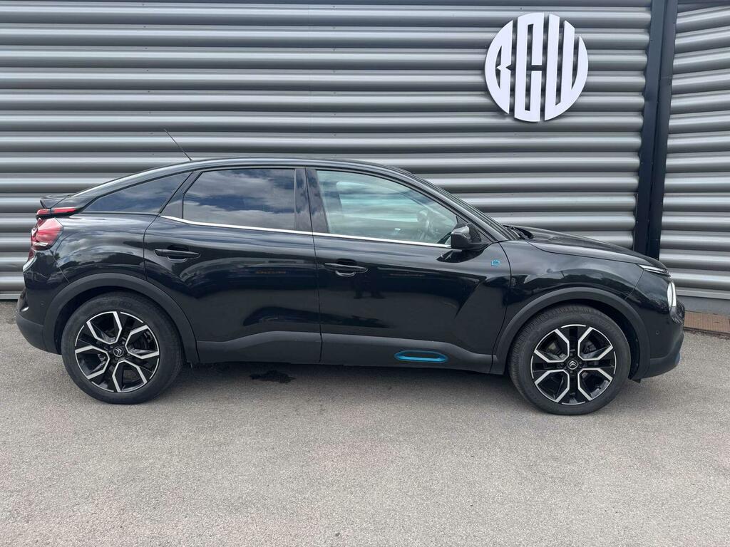 Citroen e-C4 Shine Plus Black #2