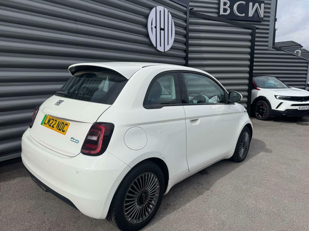 Fiat 500E Icon White #3