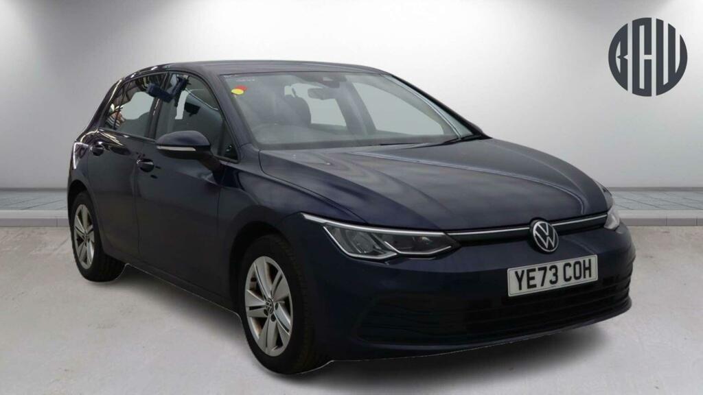 Volkswagen Golf Life Blue