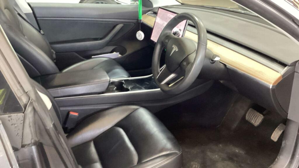 Tesla Model 3 Range Plus Saloon Blue #9