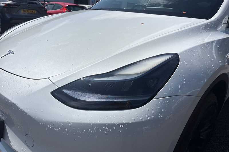 Tesla Model Y Long Range Awd SB23OUV White #5