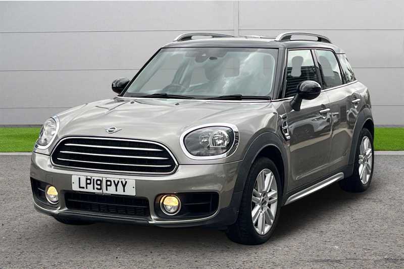 Mini Countryman 1.5 Cooper Exclusive Silver