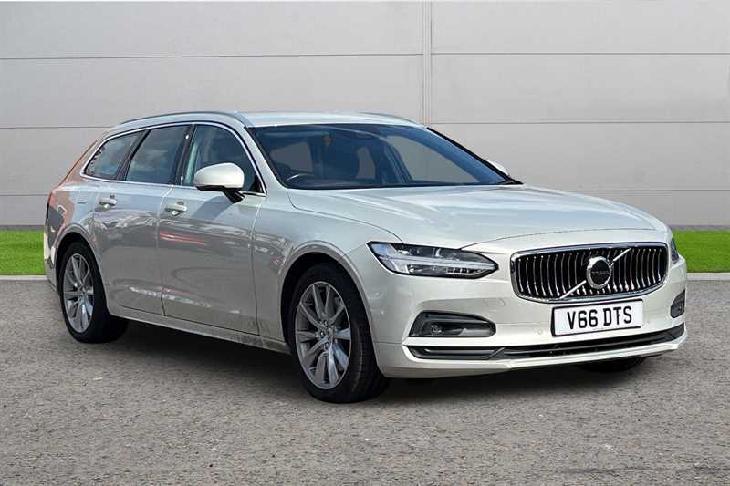 Volvo V90 2.0 B4d Momentum Gold