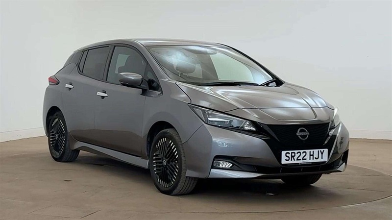 Nissan Leaf 160Kw E N-connecta 59Kwh Grey
