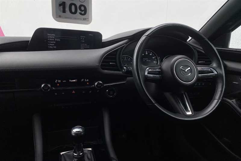Mazda 3 Se-l White #36