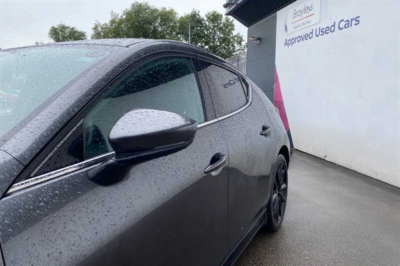 Mazda 3 Se-l White #45