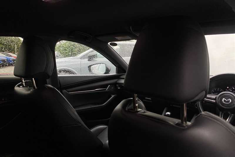 Mazda 3 Se-l White #23