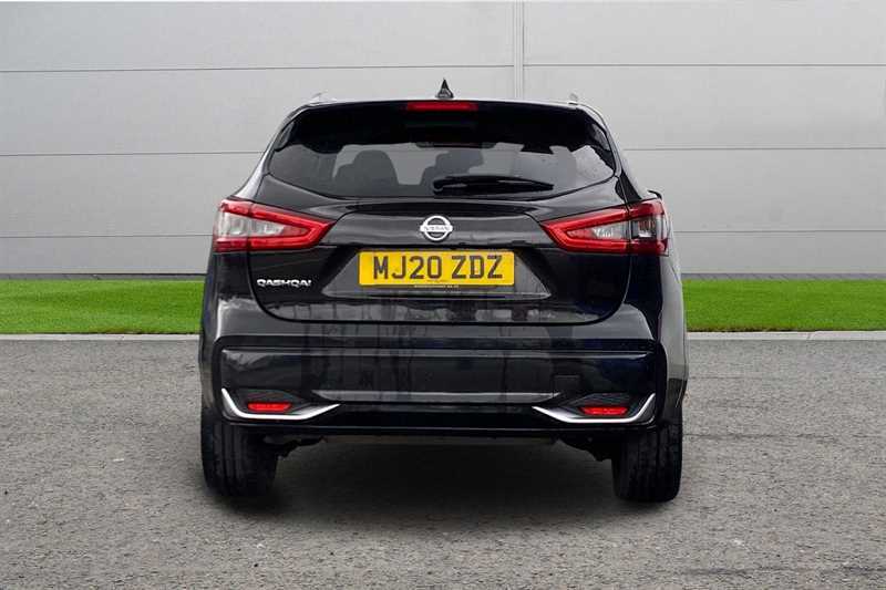 Nissan Qashqai 1.3 Dig-t 160 Tekna Dct Black #4
