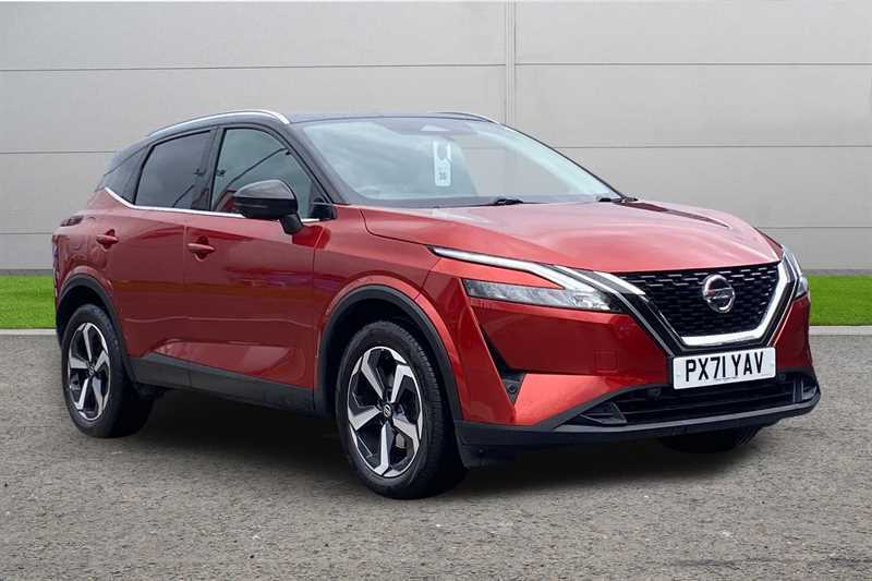 Nissan Qashqai 1.3 Dig-t Mh 158 N-connecta Xtronic Red