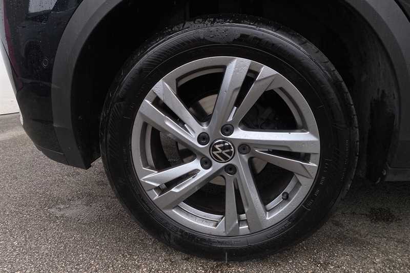 Volkswagen T-Roc 1.5 Tsi R-line Dsg Black #6