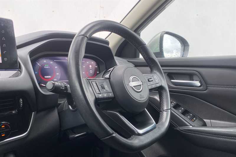Nissan Qashqai E-power Tekna Blue #40