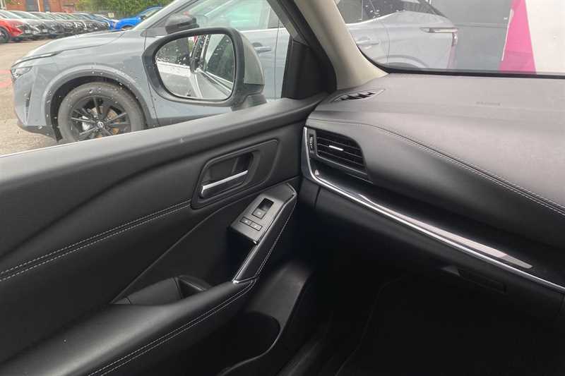 Nissan Qashqai E-power Tekna Blue #38