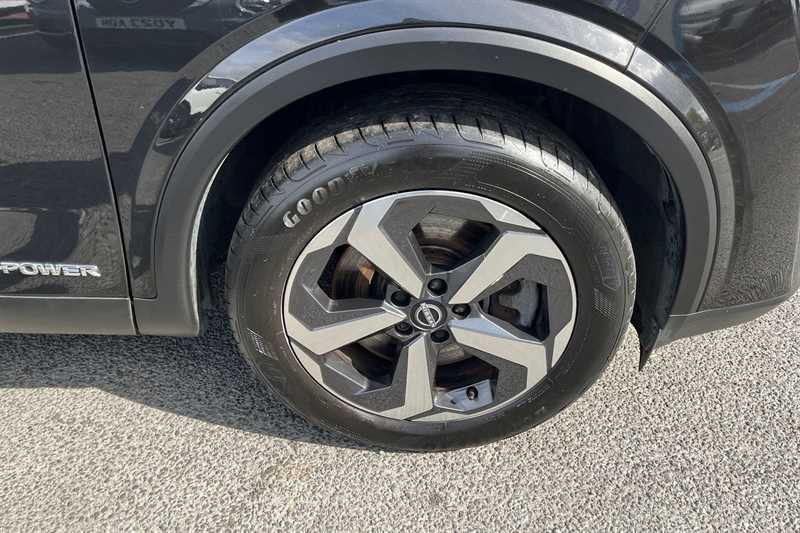 Nissan Qashqai 1.5 E-power N-connecta Black #6