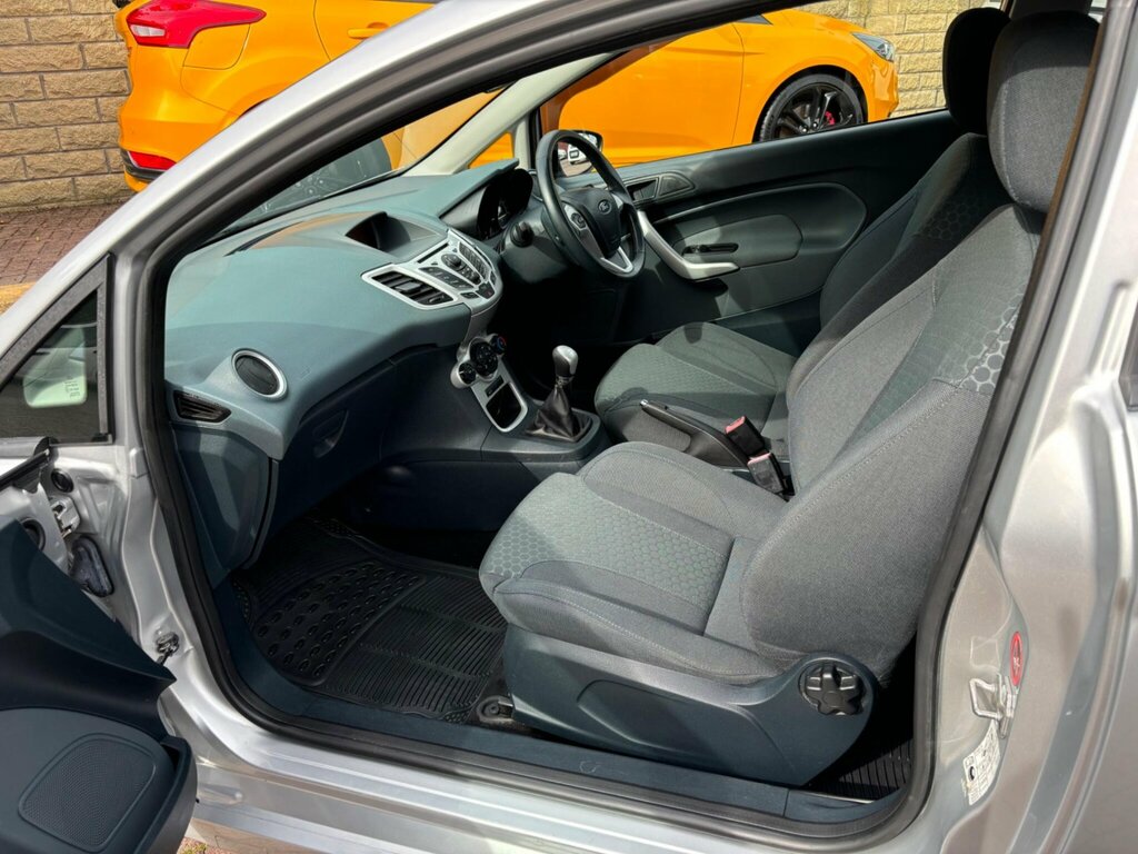 Ford Fiesta 1.4 Zetec Blue #29