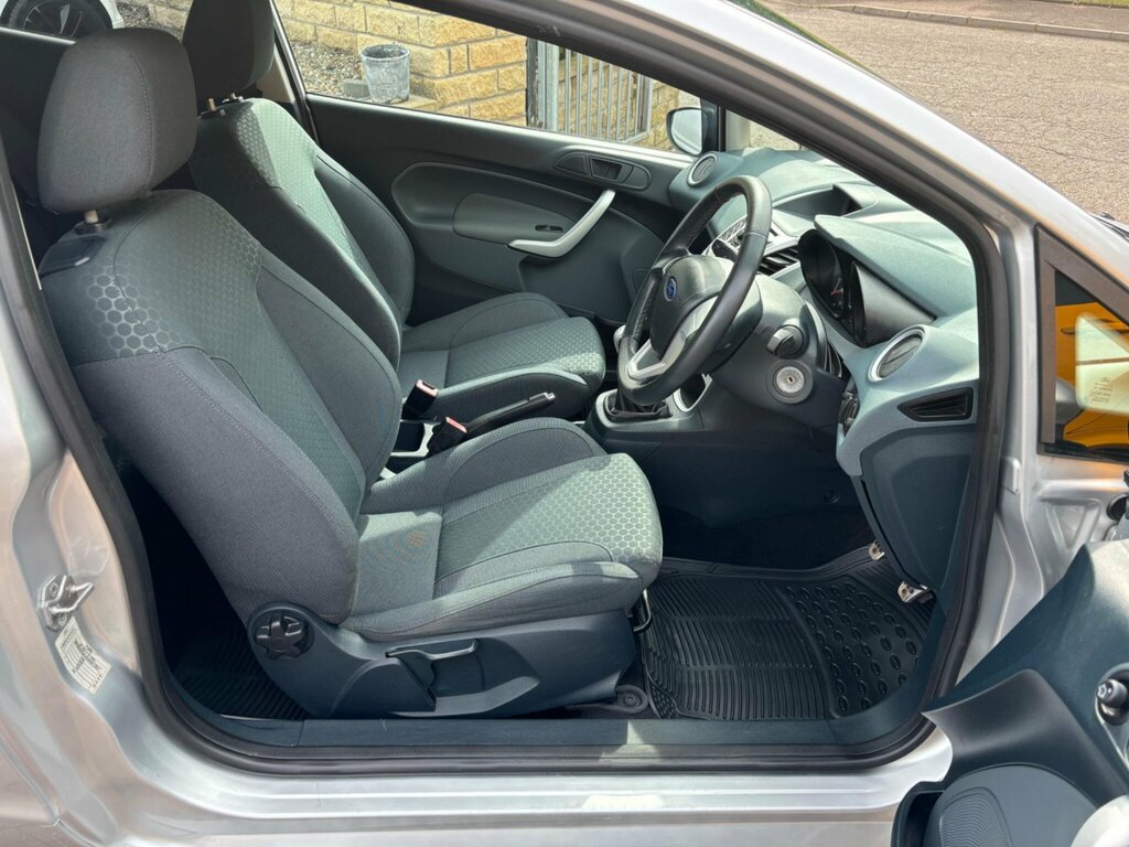 Ford Fiesta 1.4 Zetec Blue #27
