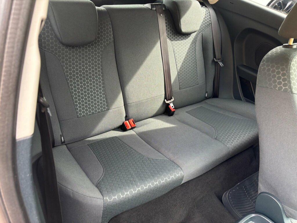 Ford Fiesta 1.4 Zetec Blue #33