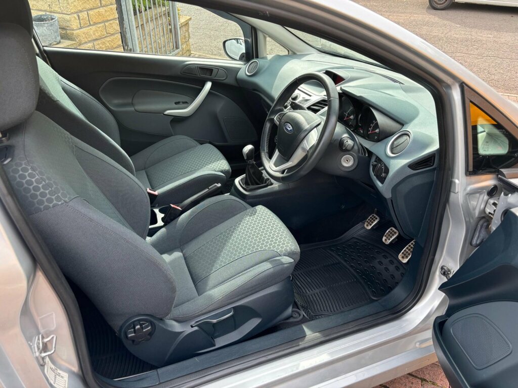Ford Fiesta 1.4 Zetec Blue #26