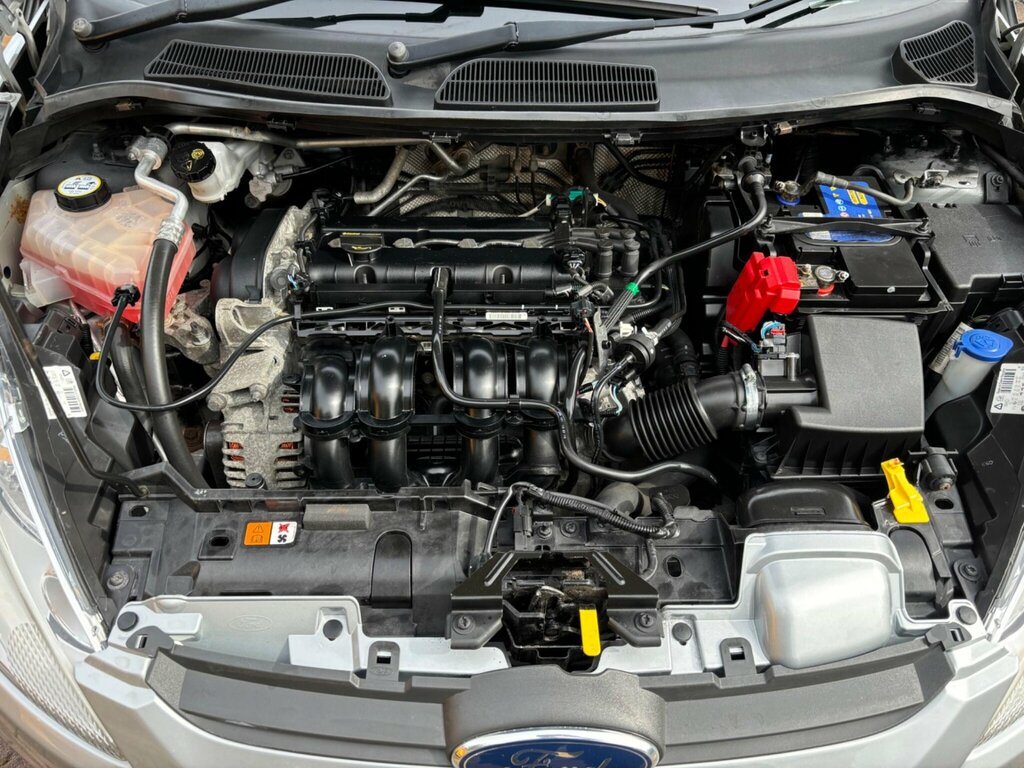 Ford Fiesta 1.4 Zetec Blue #24