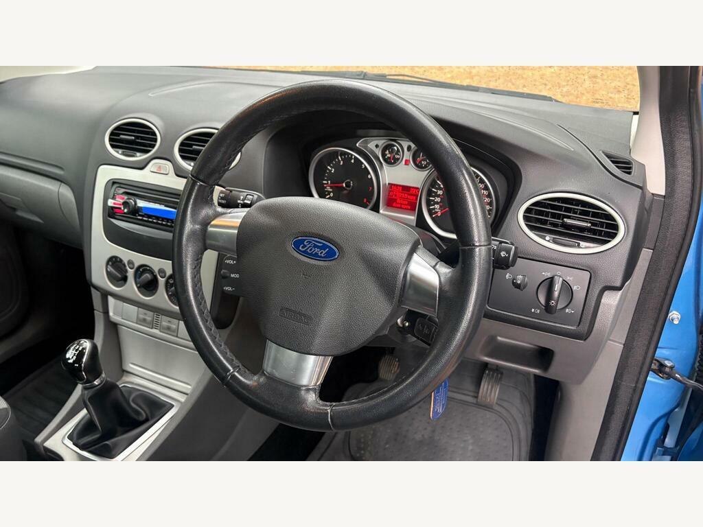 Ford Focus Zetec Blue #20