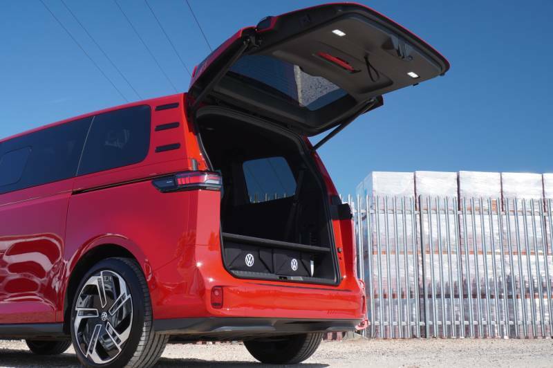 Volkswagen 86Kwh 4Motion Lwb Gtx Pro Lwb - 2026 75 Red #14