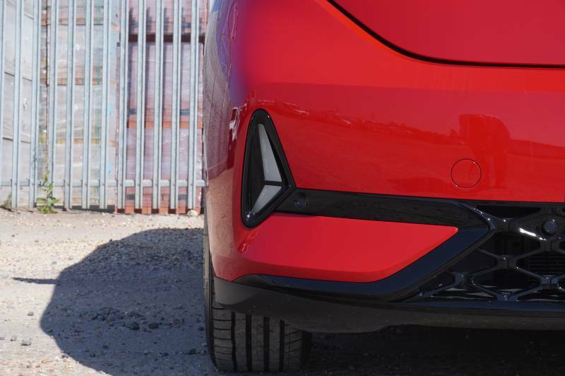 Volkswagen 86Kwh 4Motion Lwb Gtx Pro Lwb - 2026 75 Red #44