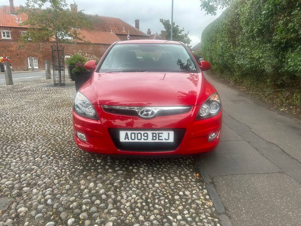 Hyundai I30 1.4 Comfort Red #3
