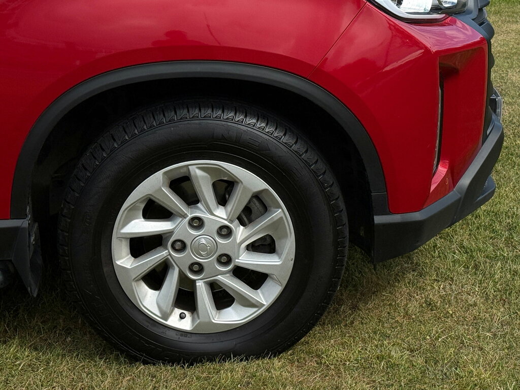 SsangYong Musso Plus White #7