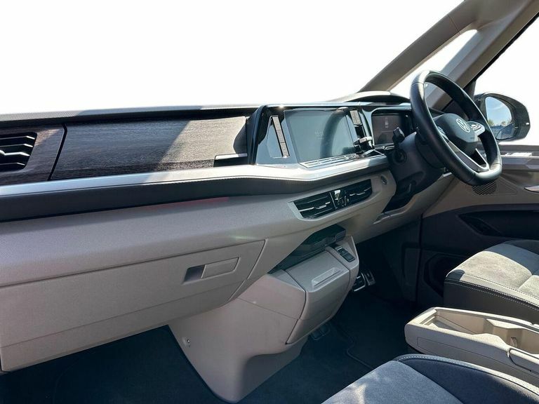 Volkswagen Multivan 1.4 Tsi Ehybrid Style Dsg Black #2