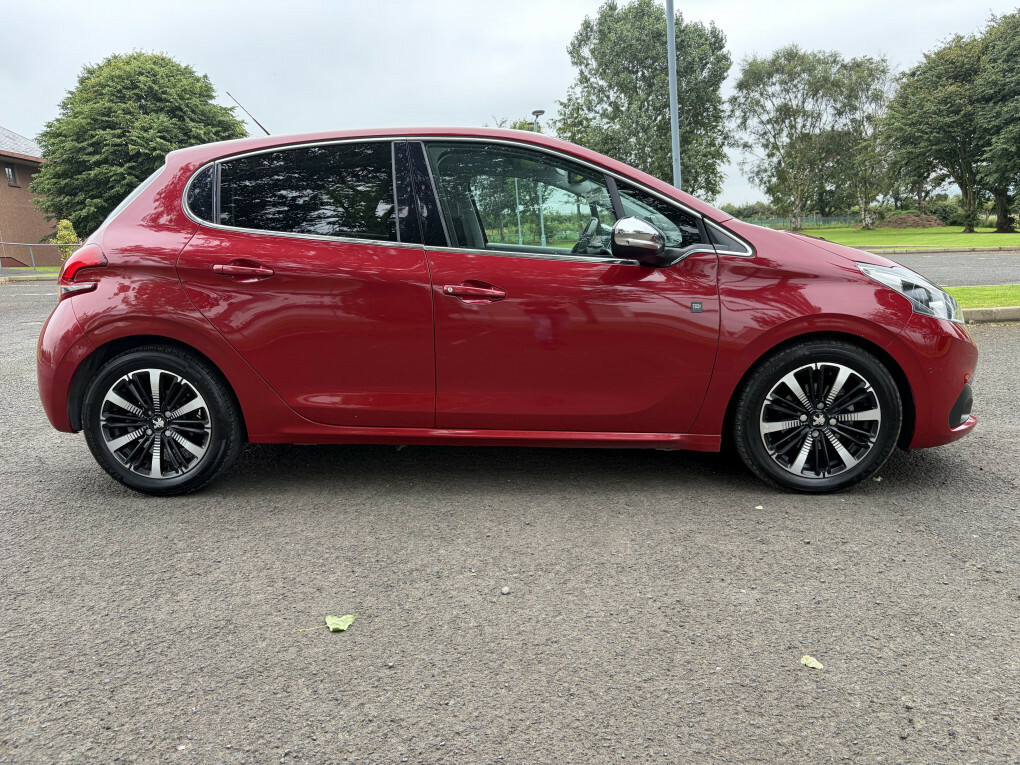Peugeot 208 Tech Edition Blue Hdi Ss #3