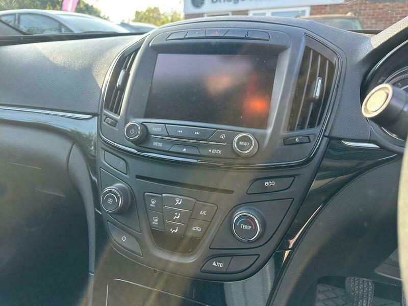 Vauxhall Insignia Tech Line Silver #15