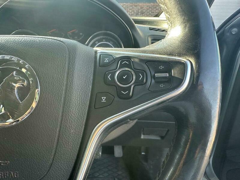 Vauxhall Insignia Tech Line Silver #14