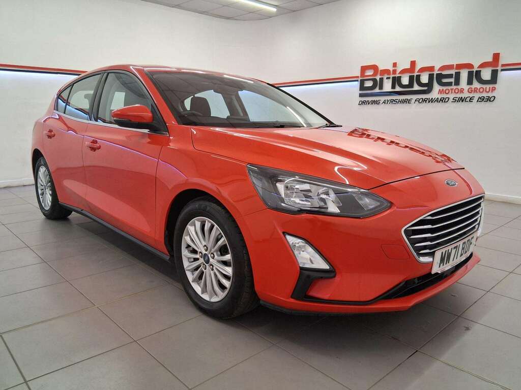 Ford Focus 1.0T Ecoboost Titanium Edition Hatchback MW71BDF Red #2