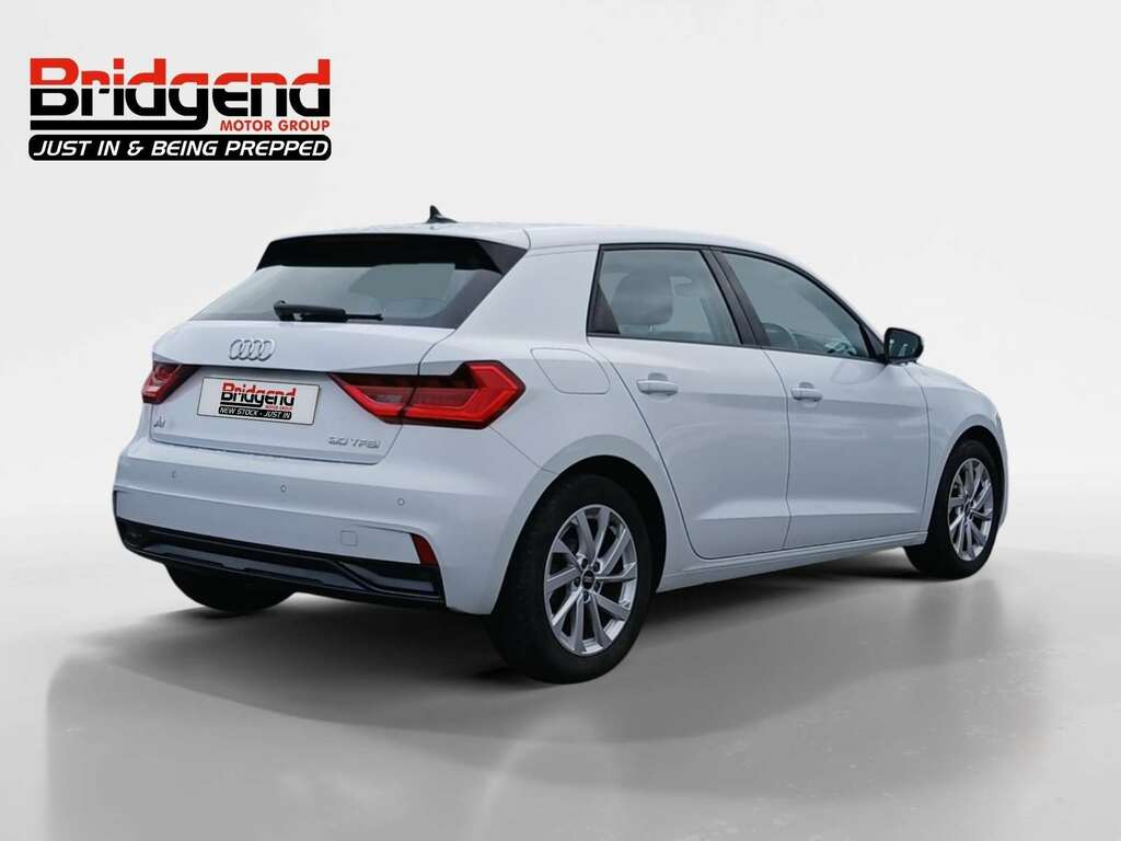 Audi A1 1.0 Tfsi 30 Sport Sportback White